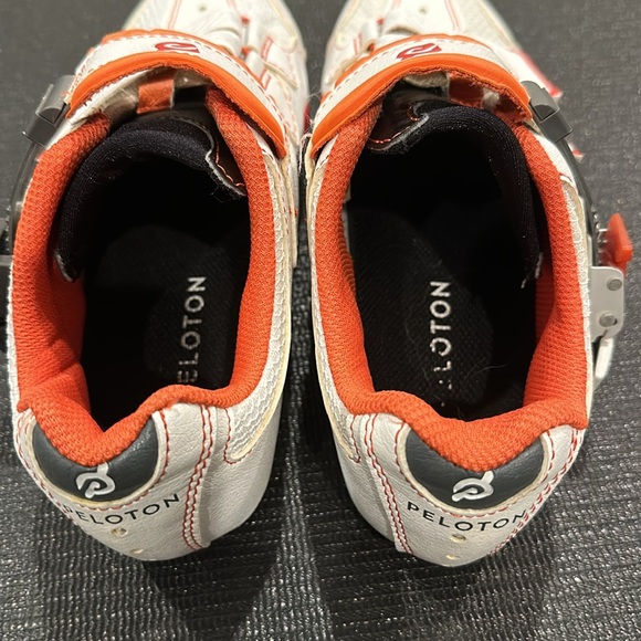 Peloton Shoes Size 36 (US 4) - Picture 4 of 6